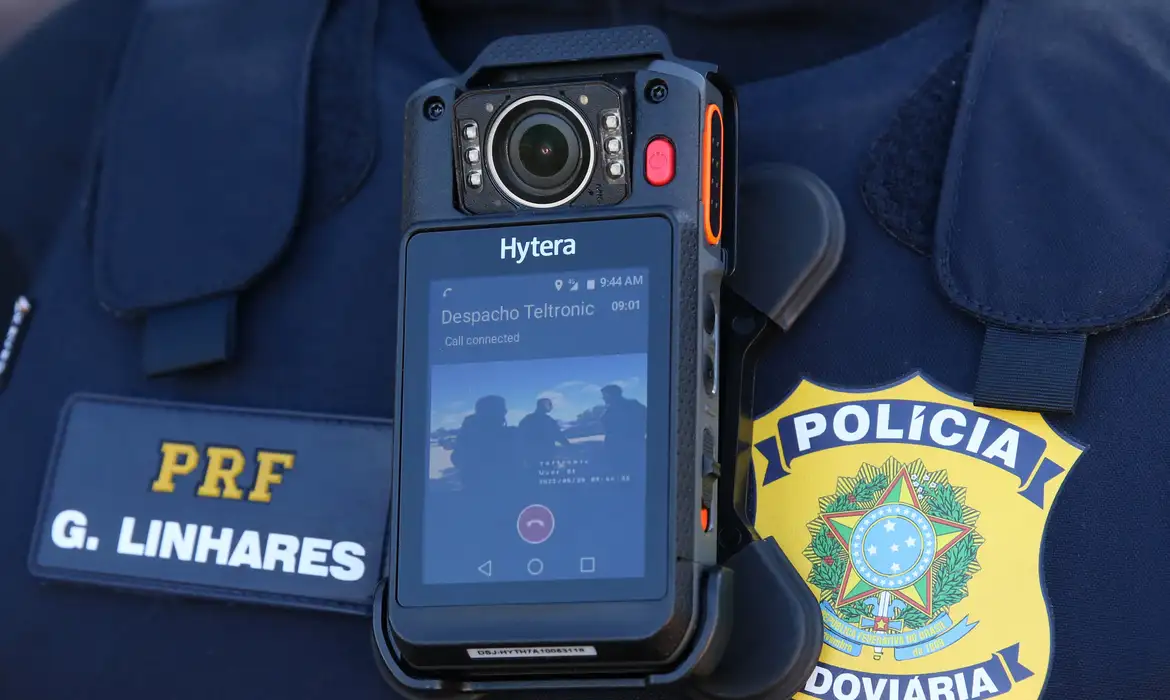 PGR defende uso de câmeras corporais por policiais