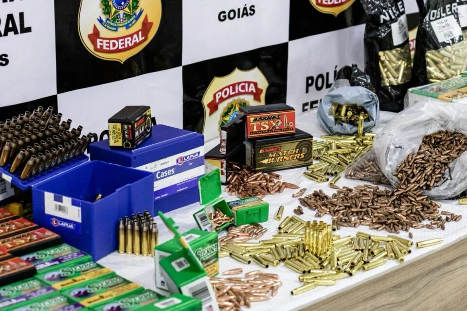 PF cumpri mandados em Goiás contra tráfico internacional de munições