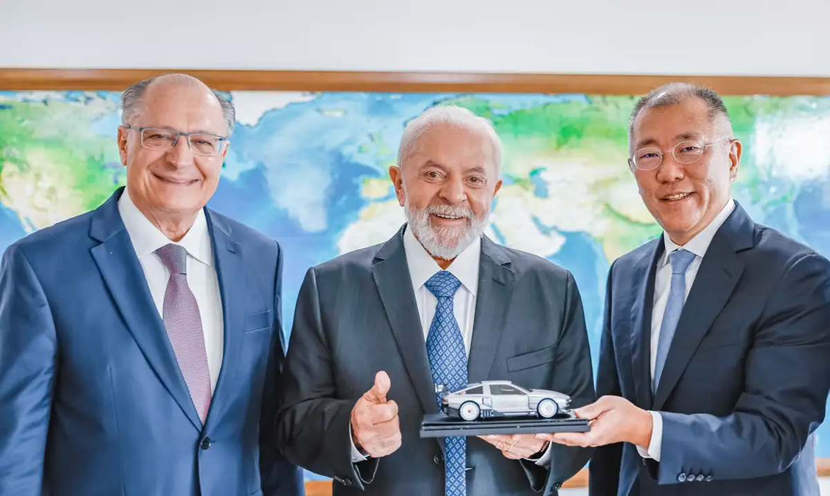 Presidente Lula recebeu o presidente global do Grupo Hyundai Motor, Eui-Sun Chung