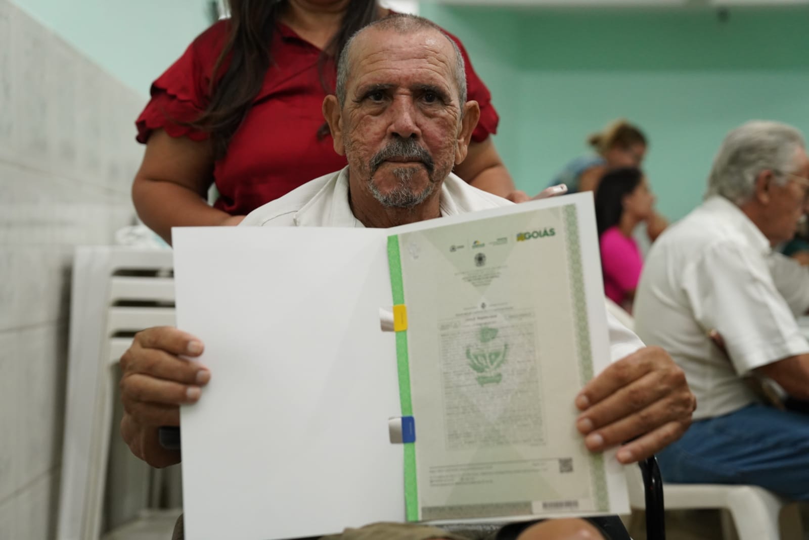 Governo de Goiás entrega 624 escrituras do Parque Anhanguera II, na capital