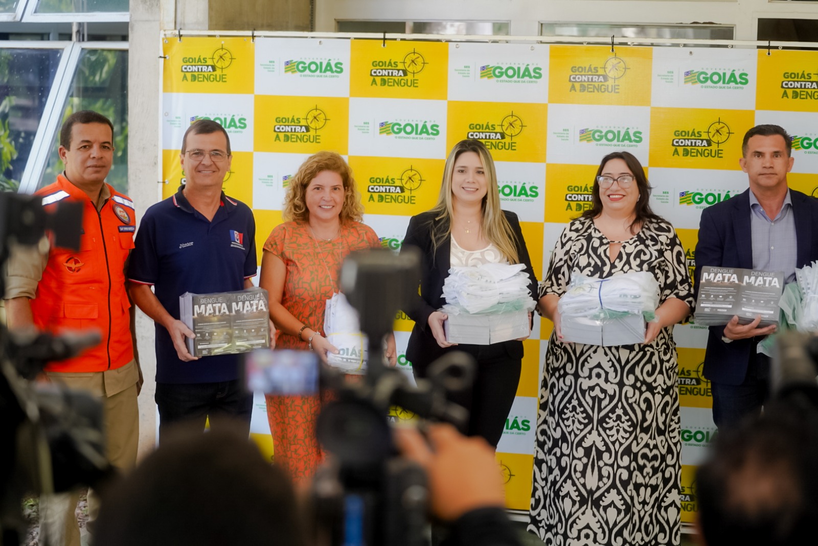 Goiás entrega material a municípios para reforçar as ações de combate à dengue