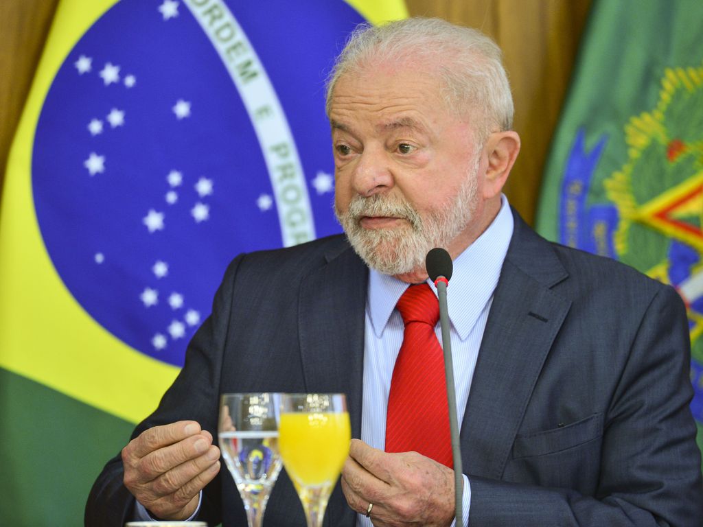 48% dos evangélicos consideram o governo de Lula como negativo, afirma pesquisa