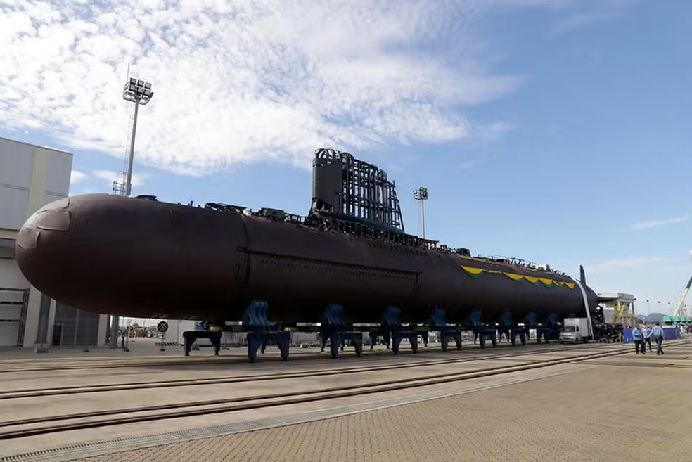 Tonelero é o terceiro submarino convencional com propulsão diesel-elétrica construído totalmente no Brasil, através do Prosub 