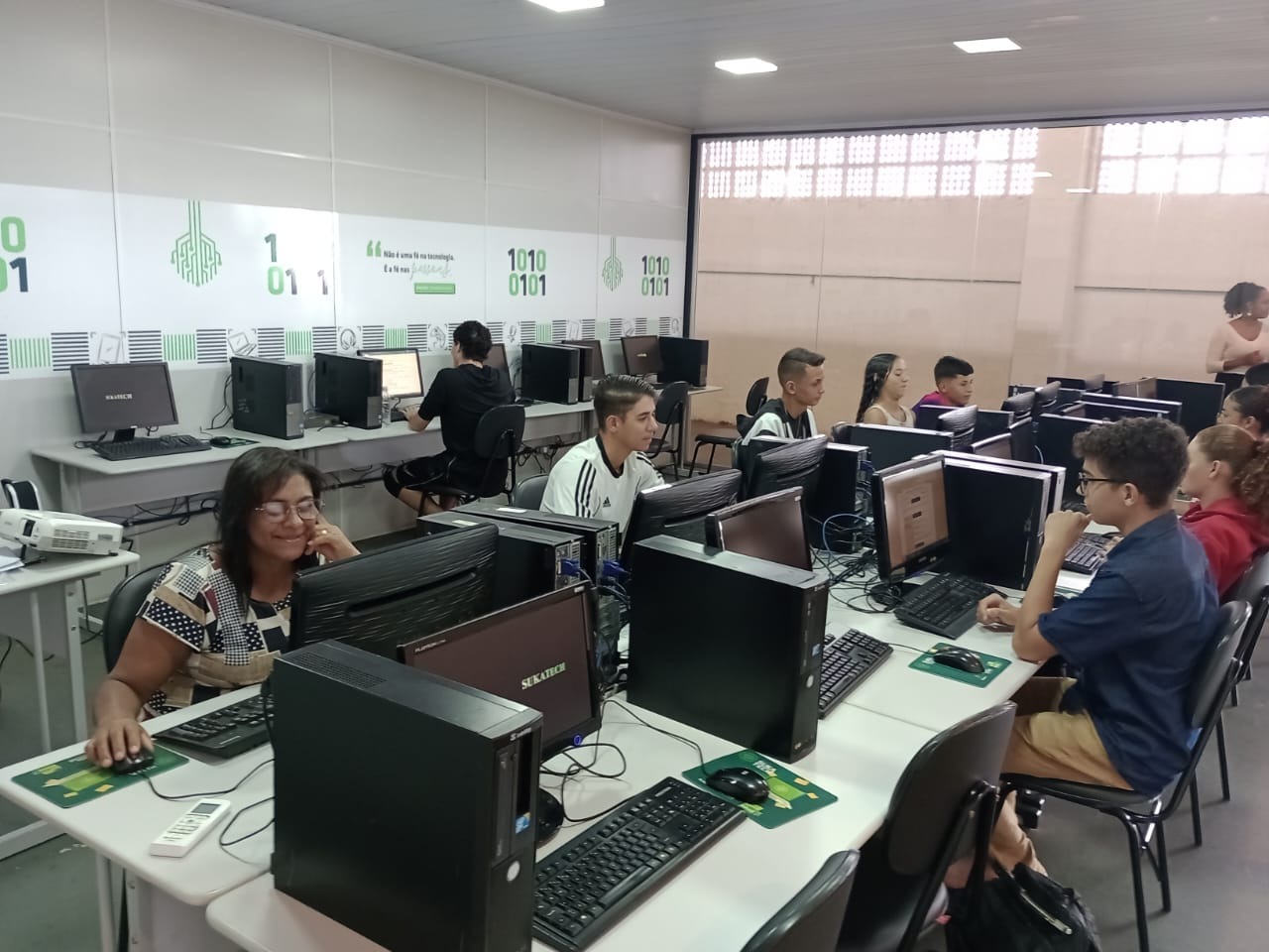 Governo de Goiás abre inscrições para cursos gratuitos na área de tecnologia