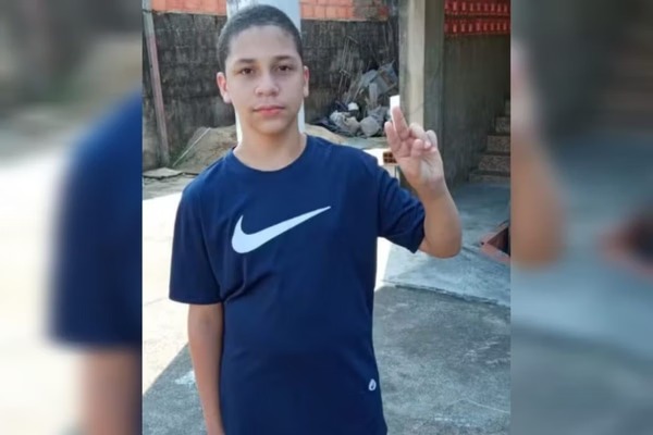 Adolescente morre após agressão por colegas dentro de escola em São Paulo