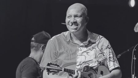 Morre aos 51 anos, Anderson Leonardo, vocalista do grupo Molejo