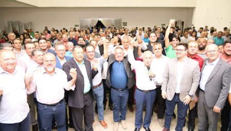 Bispo Oides e lideranças evangélicas anunciam apoio a reeleição do prefeito Vilmar