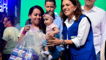 Gracinha Caiado abre o Goiás Social em Águas Lindas, onde também visitou o futuro Mercadão Goiano: “Oportunidades de renda para as famílias”