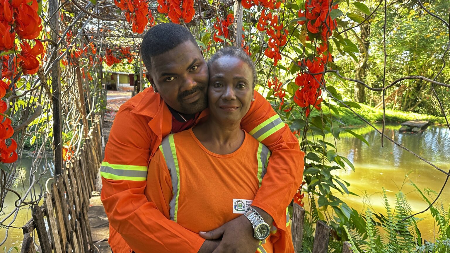 “Amor pelas plantas”: mãe e filho contam como a mesma profissão os uniu (Fotos: Luciano Magalhães)