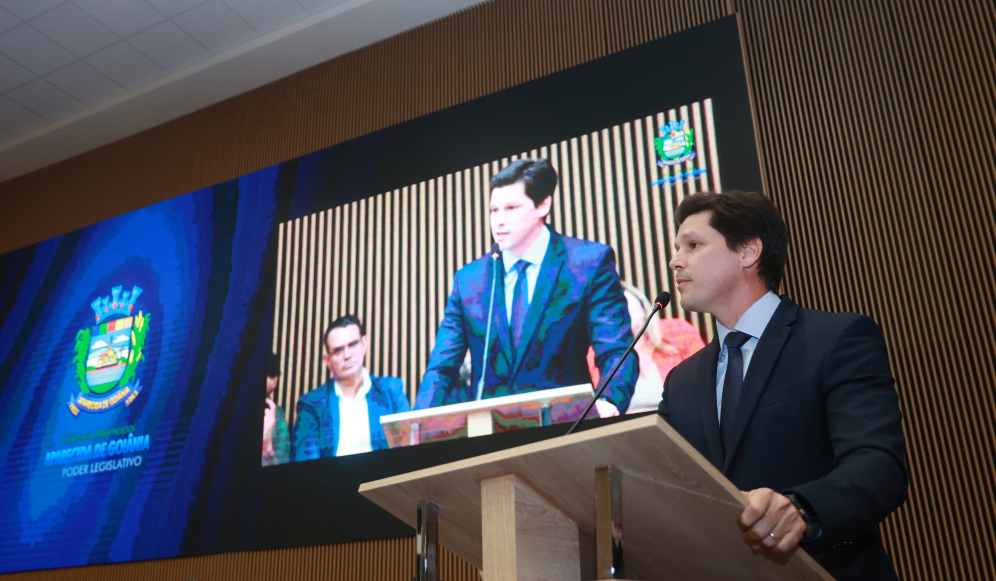 Governador em exercício, Daniel Vilela exalta ações do governo de Ronaldo Caiado durante inauguração da nova Câmara de Aparecida