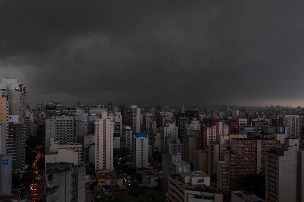 Alerta Laranja: Chuvas Intensas em Vários Estados