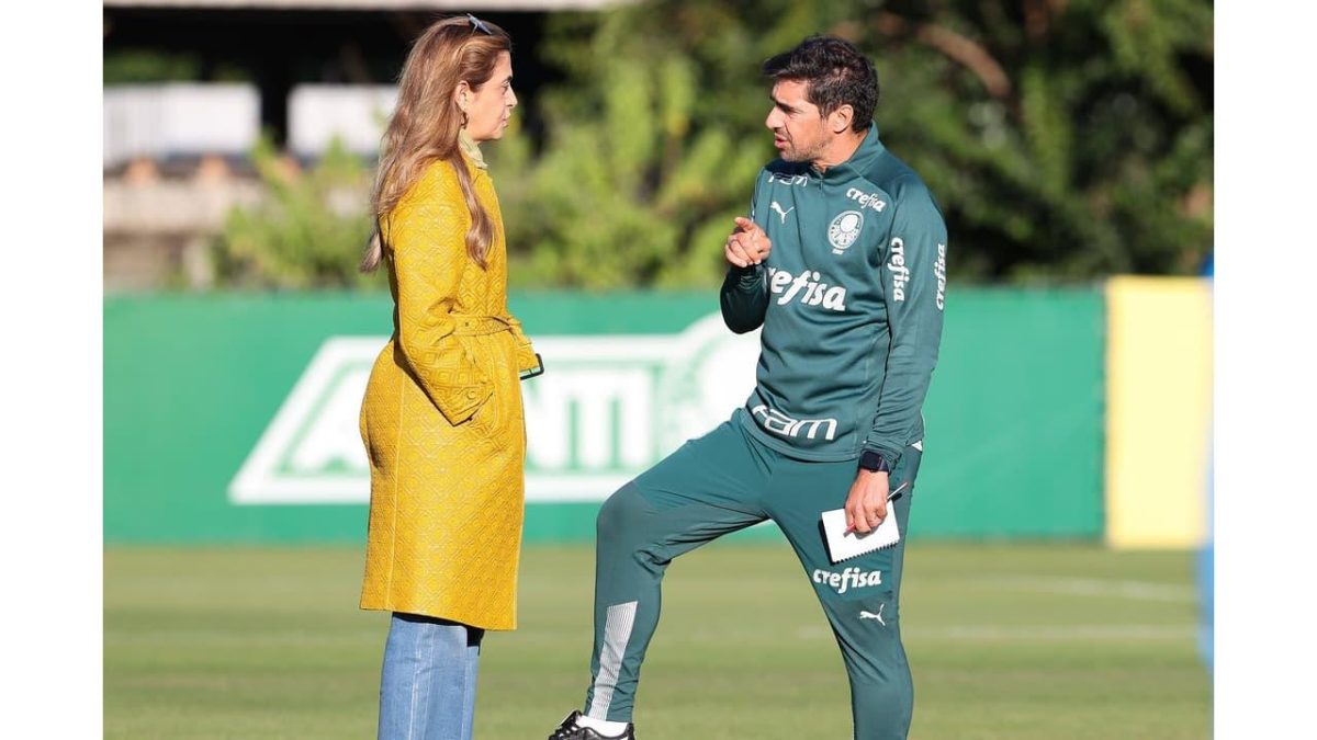 Abel Ferreira Defende Diretoria em Meio a Críticas e Anuncia Saída