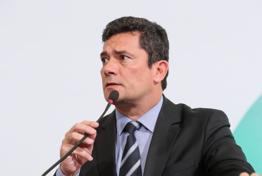 A vice-procuradora-geral da República, Lindôra Araújo, voltou a defender a denúncia apresentada contra o senador Sergio Moro (União-PR) pelo crime de calúnia. 
( foto reprodução- agencia Brasil)