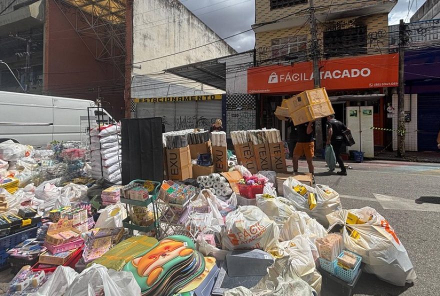 0A0Aincendio-atinge-loja-de-importados-em-fortaleza3A-predio-interditado