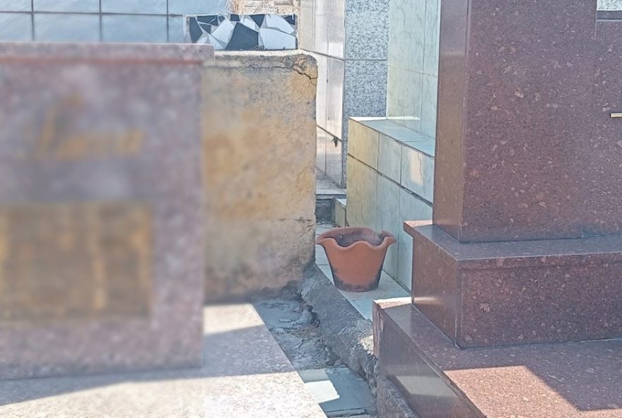 0Aobjeto-semelhante-a-cranio-em-sacola-e-encontrado-em-cemiterio-de-sao-roque3A-prefeitura-investiga-possivel-violacao-de-tumulo