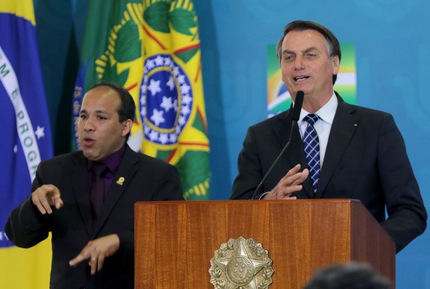 Presidente Jair Bolsonaro participa da Cerimônia de Comemoração ao Dia Internacional do Voluntariado.