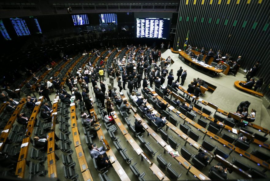 Alguns deputados surpreenderam ao conseguir a vaga. (Foto: Reprodução/Internet)