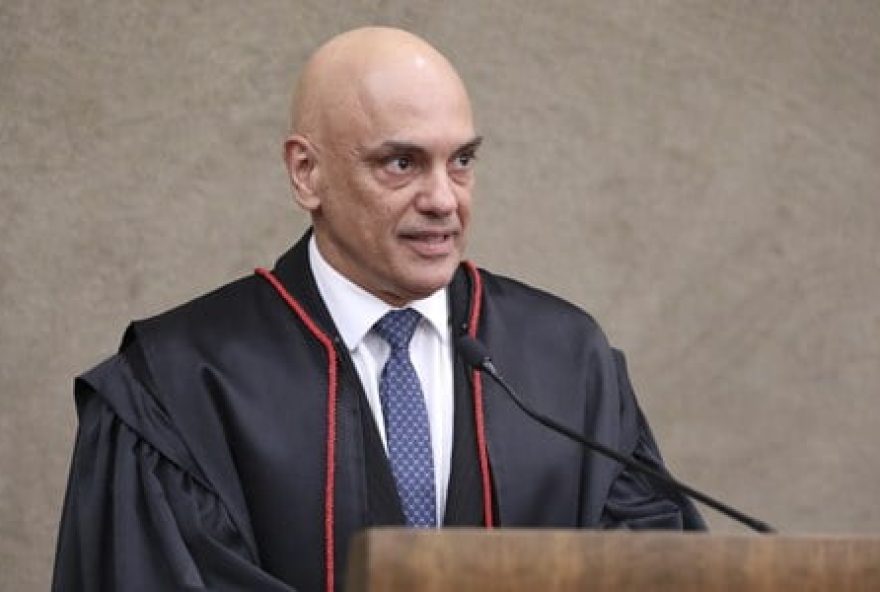 Moraes rejeita ação do PL e multa partido de Bolsonaro em R$ 22 milhões