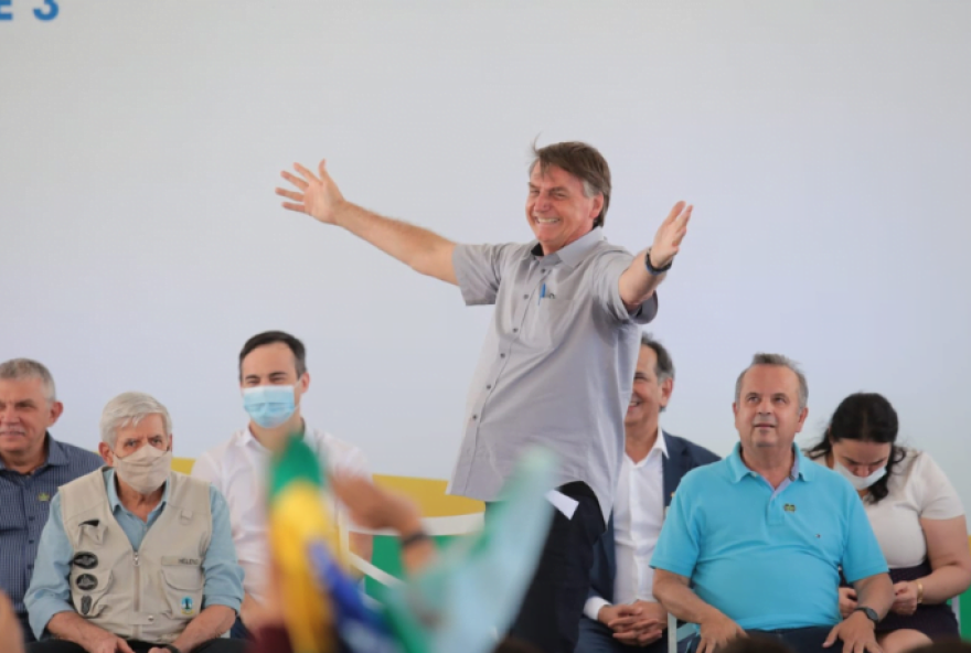 Bolsonaro anuncia vinda em Goiás