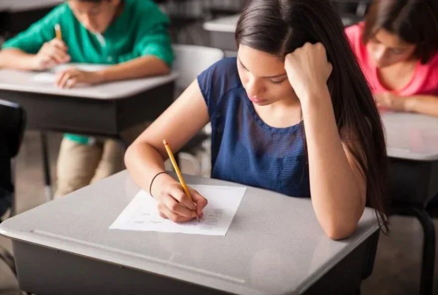 O Enem possibilita o acesso a instituições de ensino públicas e privadas - (crédito: Reprodução/Freepik)