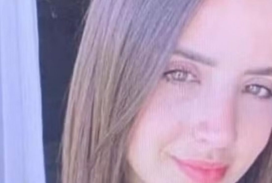 Uma engenheira morreu após ser atropelada por um rolo compressor em Macaé, RJ. (Foto: Reprodução)