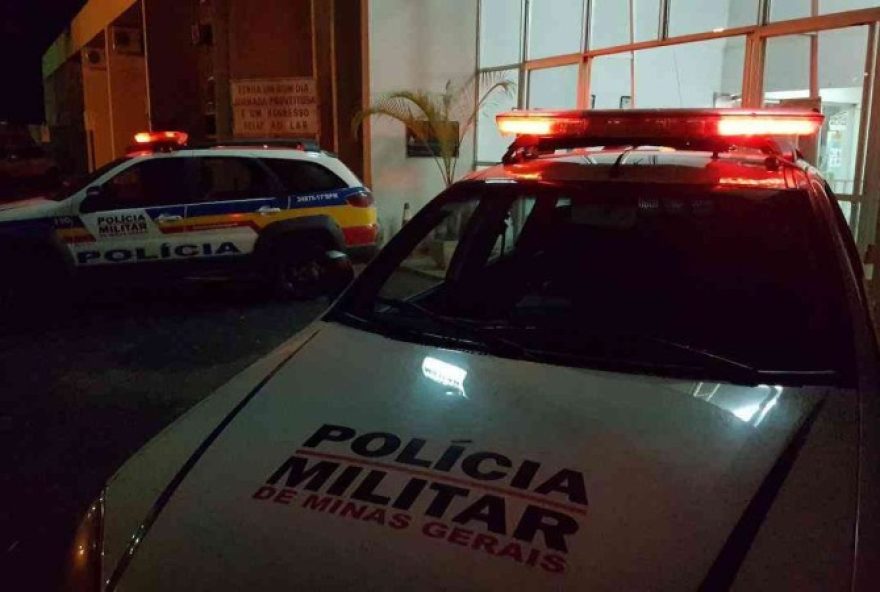 Na tentativa de conter a ação, o pastor interviu e acabou sendo atingido. (Foto: Vinícius Lemos)