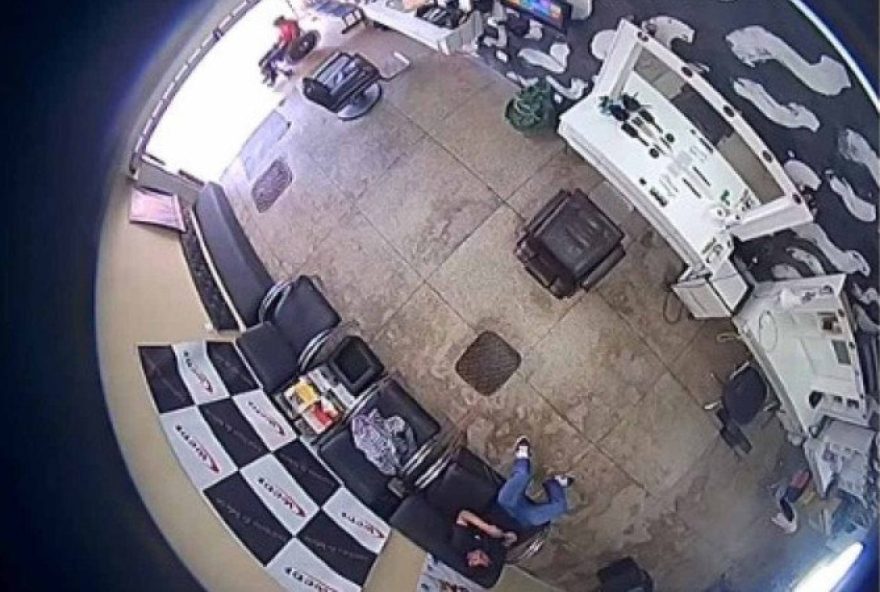 Homem contou que cadeirante sempre esteve pelo local pedindo dinheiro e que se negou a emprestar desta vez. Suspeito já possuía antecedentes criminais. (Foto: Reprodução)