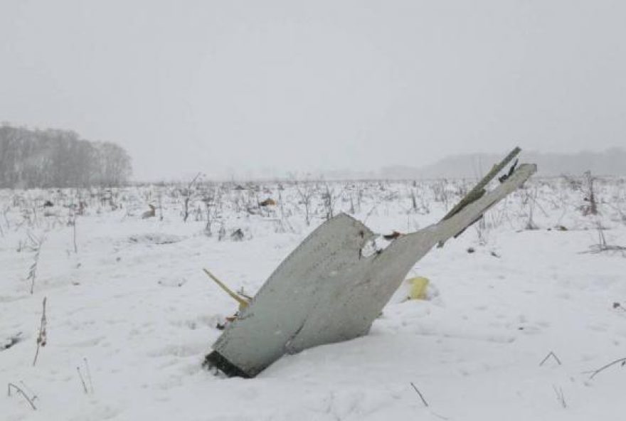 Primeiras imagens do local onde a aeronave caiu foram divulgadas por agência russa