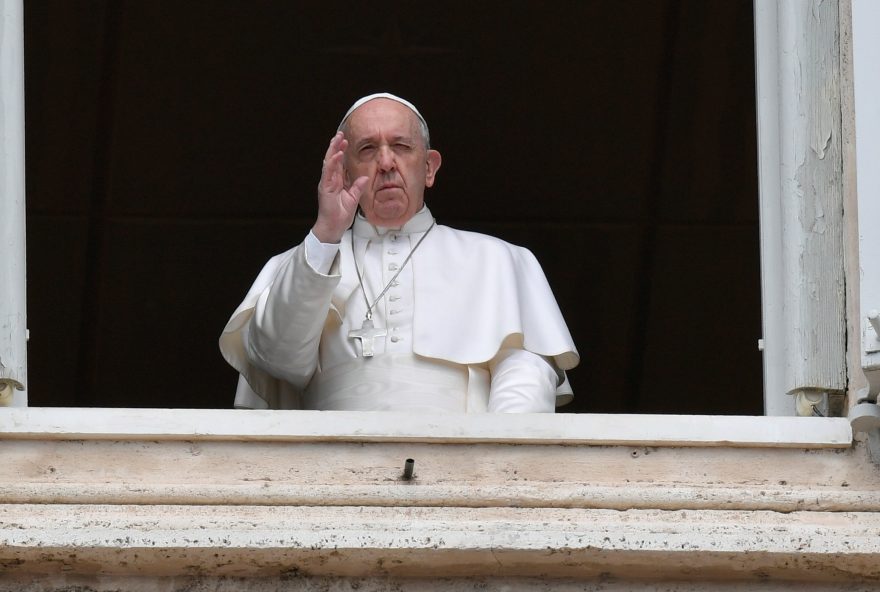 Papa Francisco manda mensagem a brasileiros e pede livramento do 'ódio, intolerância e violência'