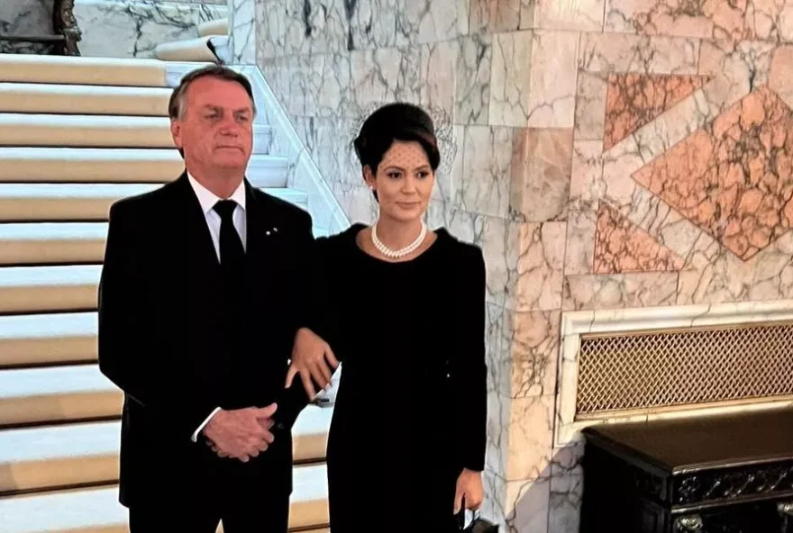 Michelle Bolsonaro e Jair Bolsonaro