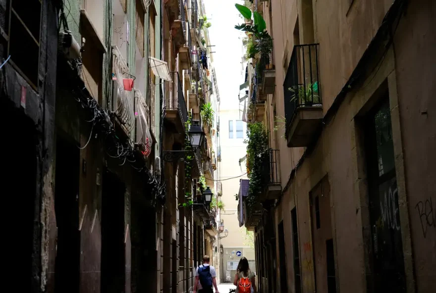 2025-05-19t180925z_1_lynxmpel4i0xs_rtroptp_4_spain-housing-tourism