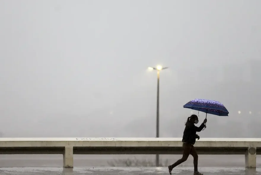 Tempestades e frente fria marcam previsão do tempo em Goiás. Repordução: Agência Brasil