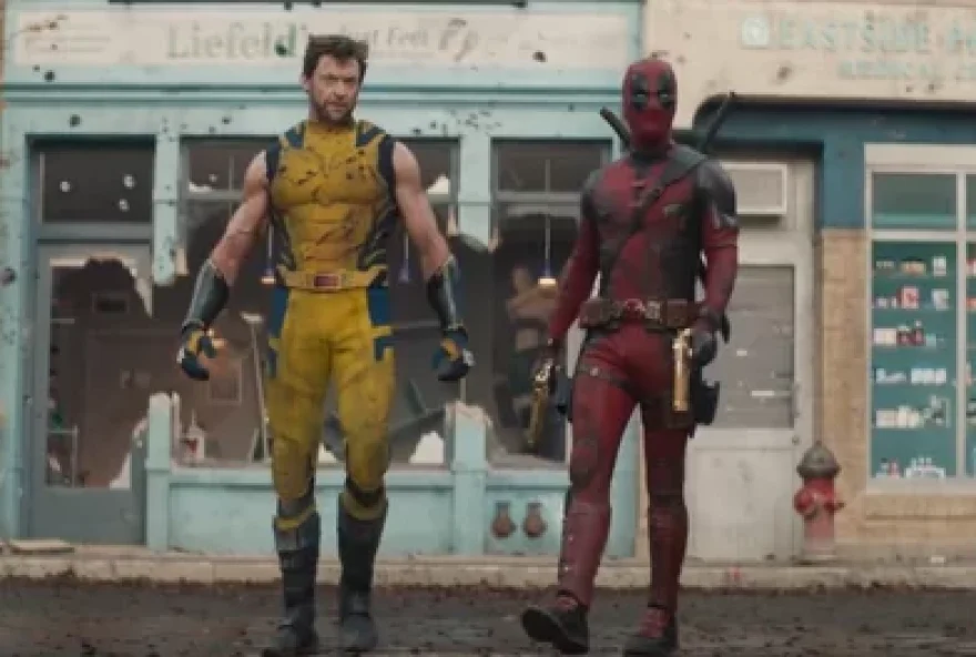 Na manhã desta segunda-feira,22, foi divulgado o trailer completo de Deadpool e Wolverine, terceiro filme do herói 
(Foto: Reprodução )