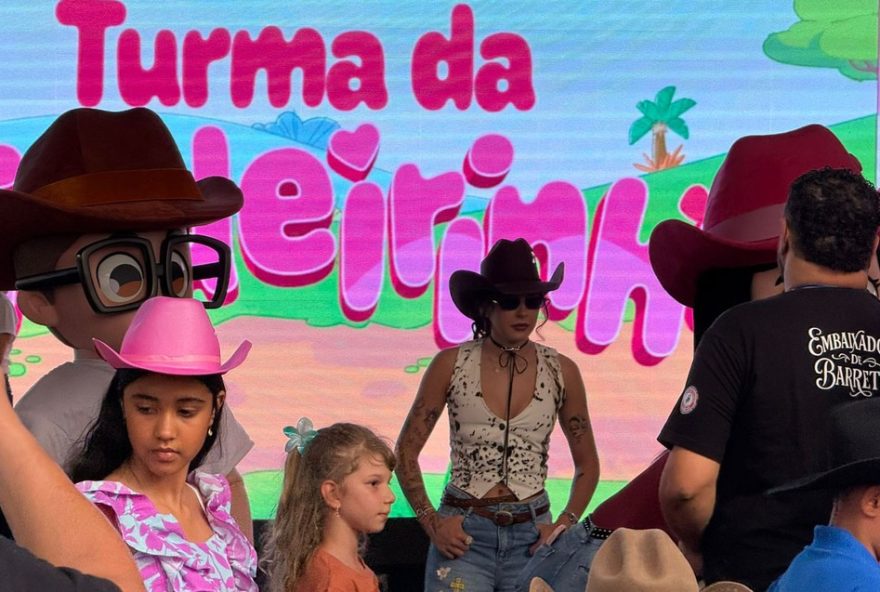 22ana-castela-apresenta-turma-da-boiadeirinha-em-avant-premiere-exclusiva-em-barretos2C-sp22