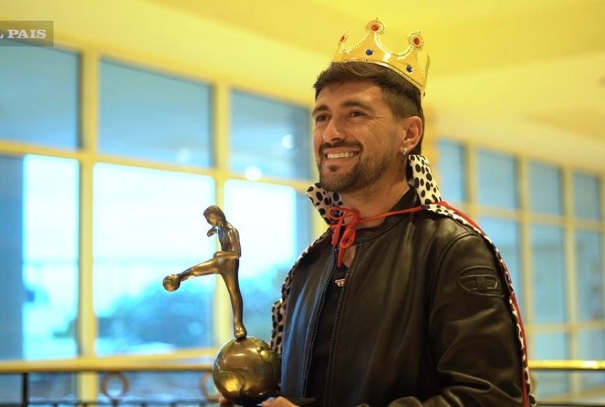 22arrascaeta2C-meia-do-flamengo2C-e-coroado-rei-da-america-em-20253A-um-ano-magico22