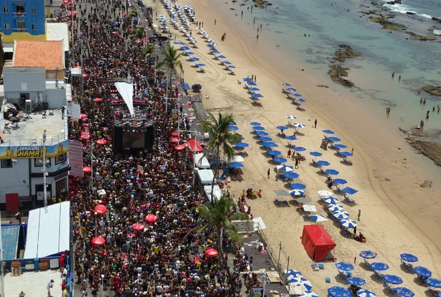 22arrastao-da-quarta-de-cinzas-em-salvador3A-festa-de-encerramento-do-carnaval-202622 22arrastao-da-quarta-de-cinzas-em-salvador3A-festa-de-encerramento-do-carnaval-202622