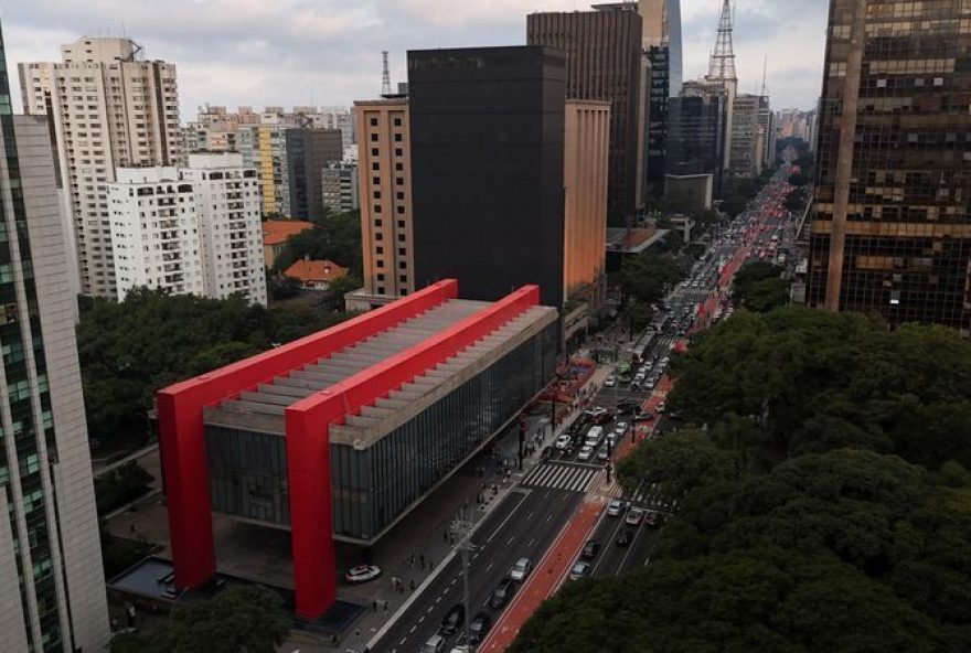 22avenida-paulista3A-assinatura-de-acordo-viabiliza-novos-megaeventos22 22avenida-paulista3A-assinatura-de-acordo-viabiliza-novos-megaeventos22