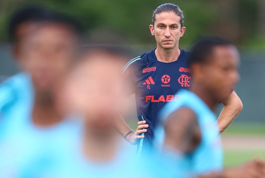 22decisoes-cruciais-de-filipe-luis-antes-do-jogo-do-flamengo3A-escalacao2C-negociacoes-e-mais22