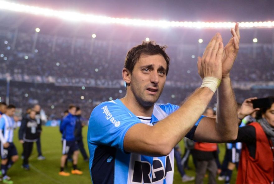 22diego-milito2C-idolo-do-racing2C-e-eleito-presidente-com-ampla-margem-em-votacao-historica22