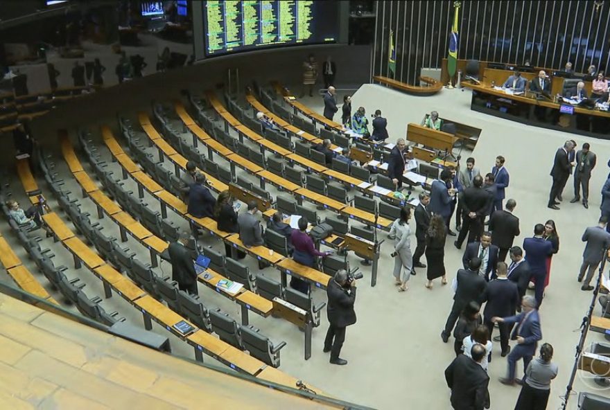 22estrategia-taxacao-bbb3A-origem2C-desafios-e-impactos-no-governo22