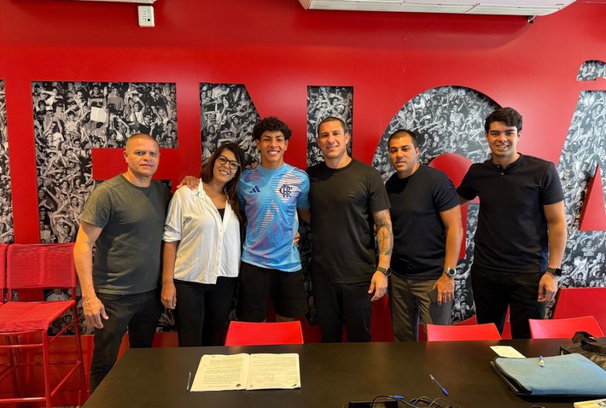 22gabriel-werneck3A-jovem-promessa-com-contrato-milionario-e-destaque-na-base-do-flamengo22