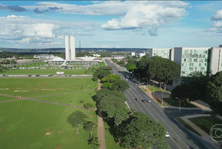 22governo-enfrenta-desafio-fiscal-ate-20273A-medidas-extras-sao-necessarias-para-equilibrar-contas-publicas22