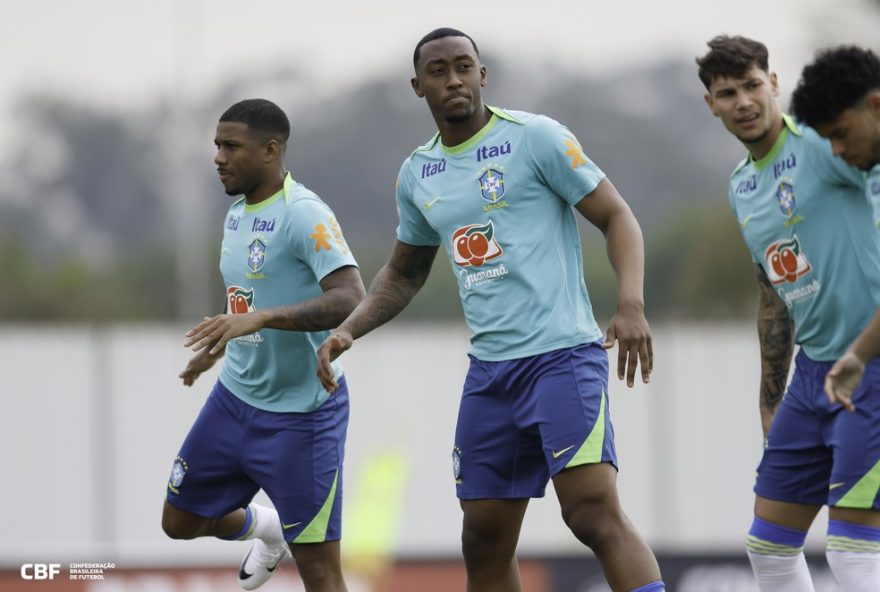 22leandrinho-e-luiz-gustavo-desfalcam-vasco-em-dois-jogos-por-convocacao-da-selecao-sub-2022