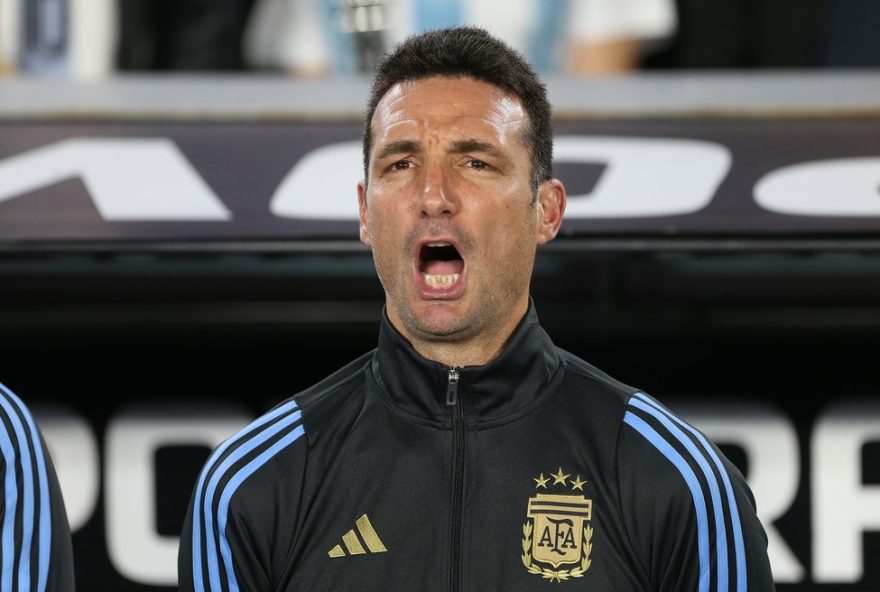 22lionel-scaloni2C-tecnico-da-selecao-argentina2C-revela-seu-amor-pelo-boca-juniors-em-biografia-de-diego-borinsky22