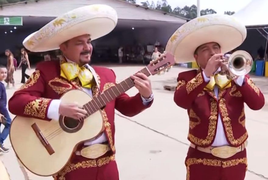 22oitava-festa-do-marmelo-destaca-cultura-mexicana-em-delfim-moreira2C-minas-gerais22