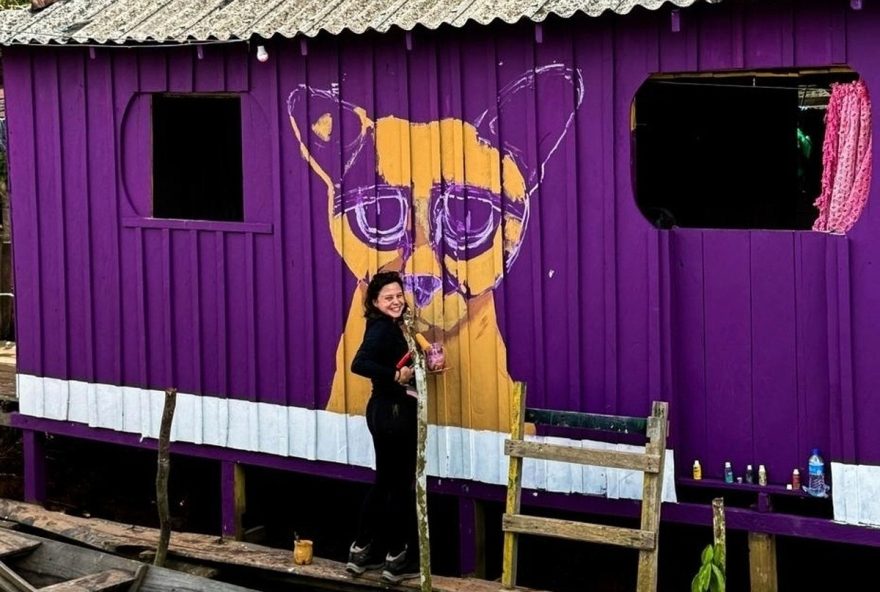 22pintando-a-amazonia3A-clarissa-barbosa-leva-cor-e-arte-para-comunidades-ribeirinhas22