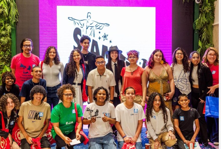 22primeiro-slam-de-poesia-na-abl3A-estudantes-versus-imortais-da-literatura22