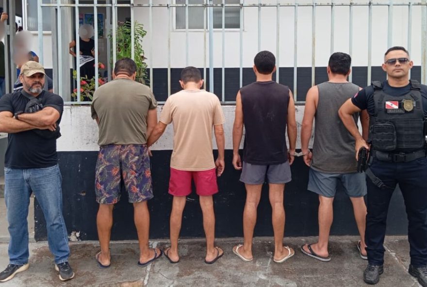 22prisao-de-quatro-homens-no-nordeste-do-para-pela-operacao-natal-encantado22 22prisao-de-quatro-homens-no-nordeste-do-para-pela-operacao-natal-encantado22