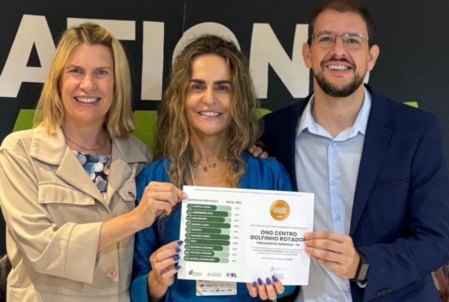 22projeto-golfinho-rotador3A-entidade-em-noronha-recebe-selo-ouro-por-acoes-sustentaveis22