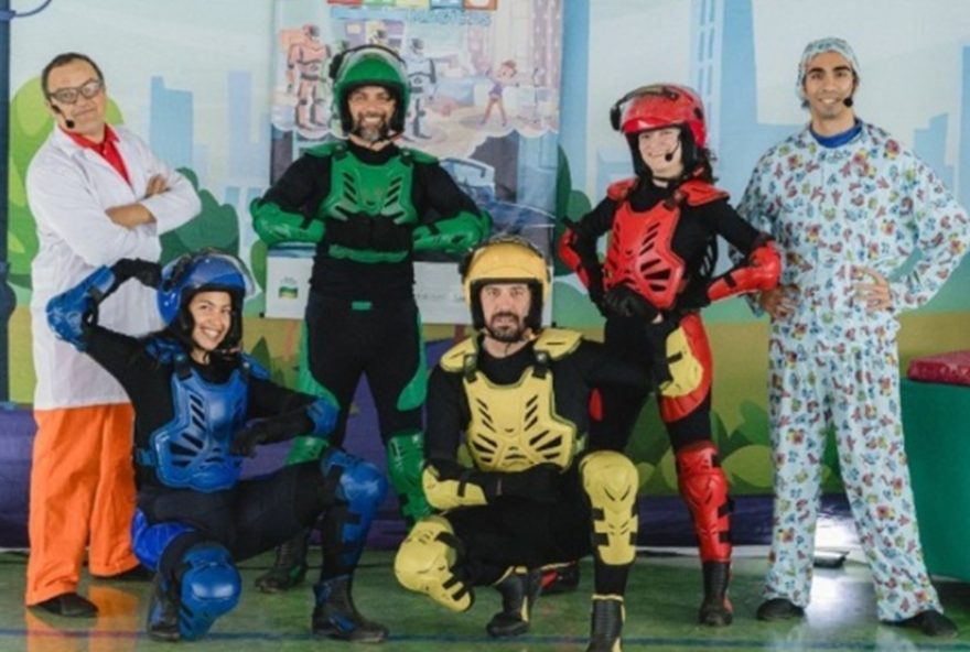 22reciclando-com-as-latas-magicas3A-espetaculo-gratuito-em-descalvado2C-sp2C-promove-conscientizacao-ambiental22 22reciclando-com-as-latas-magicas3A-espetaculo-gratuito-em-descalvado2C-sp2C-promove-conscientizacao-ambiental22